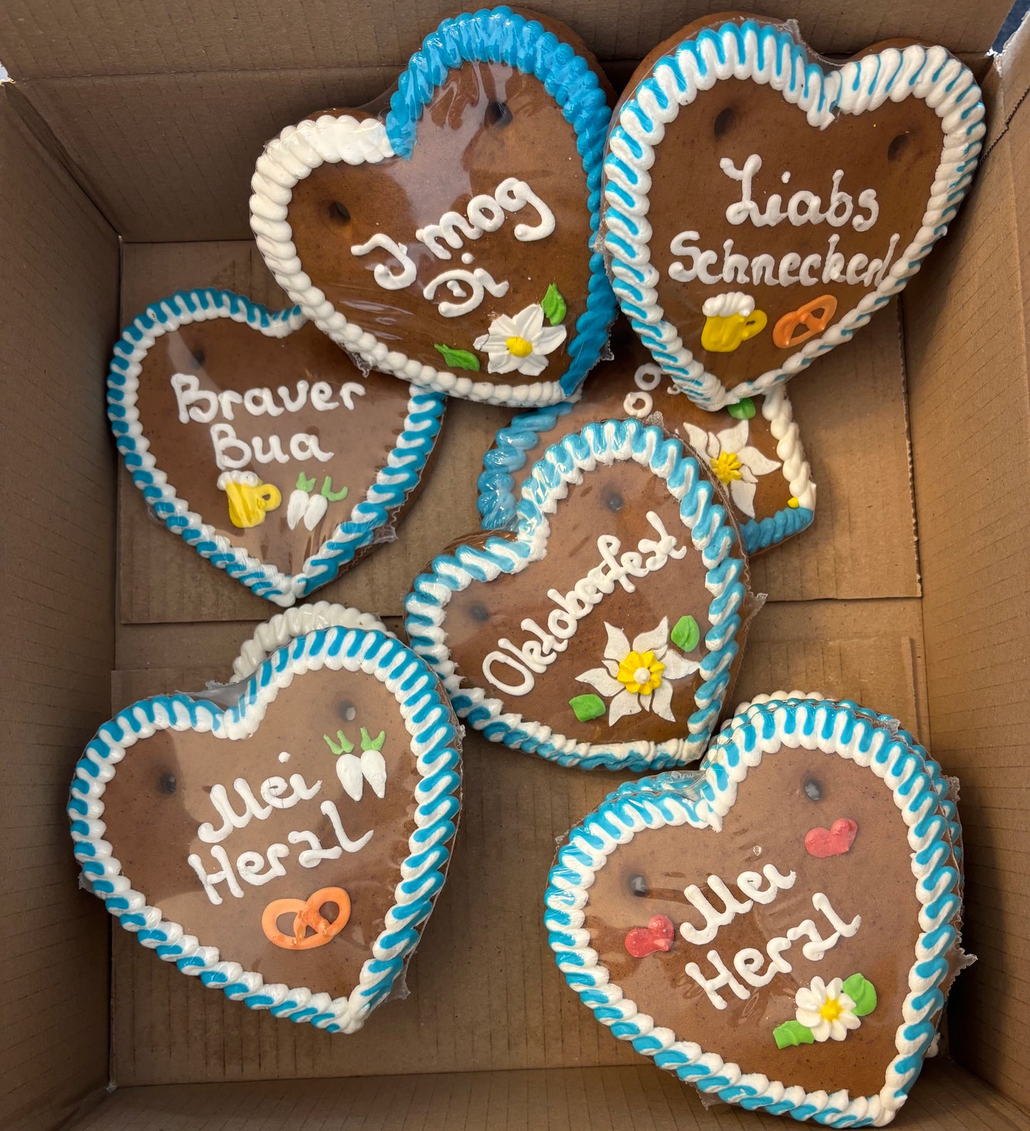 Lebkuchenherzen 15cm – Bayerisch gemischt – 12 Stück